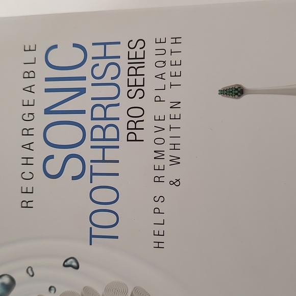 New Sonic Rechargeable Toothbrush Pro Series - Picture 3 of 7